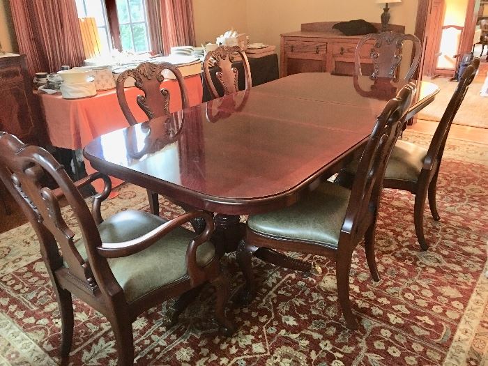 Double pedestal dining room table (includes 2 leaves)