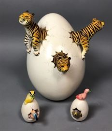 Lot 31 3pc R. MIRANDA Mexican Egg Form Table Sculptures.