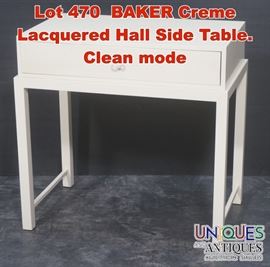 Lot 470 BAKER Creme Lacquered Hall Side Table. Clean mode