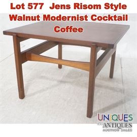 Lot 577 Jens Risom Style Walnut Modernist Cocktail Coffee
