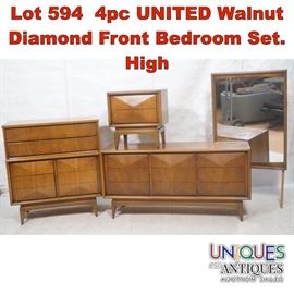 Lot 594 4pc UNITED Walnut Diamond Front Bedroom Set. High