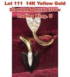 Lot 111 14K Yellow Gold Diamond Onyx Arrow Ladies Ring. S