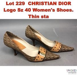 Lot 229 CHRISTIAN DIOR Logo Sz 40 Womens Shoes. Thin sta