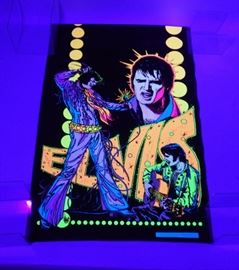 1975 Elvis Presley Flocked Black Light Poster, Dynamic Pub Co Collector Series #4, 21"W x 32"H