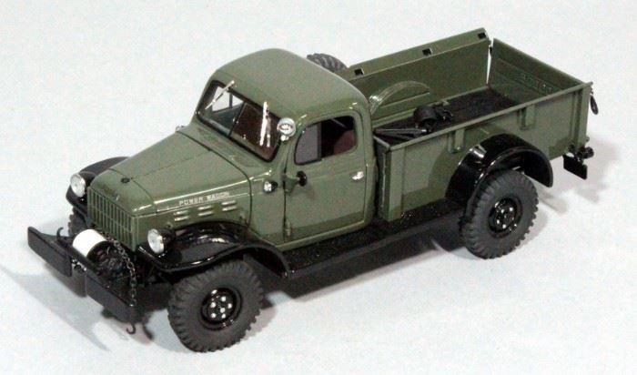Danbury Mint 1946 Dodge Power Wagon Appears New In Box With Accessories And Documents
