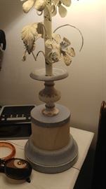 Love this vintage shabby chic lamp