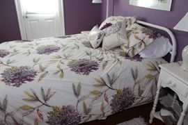 queen bed