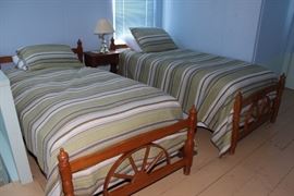 Maple twin beds