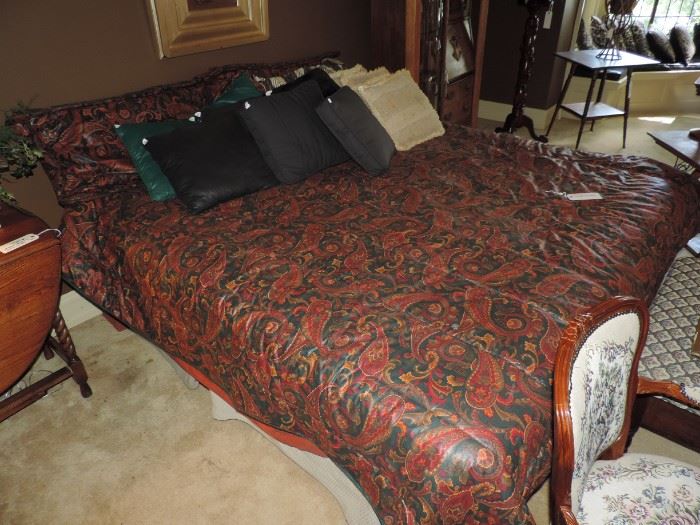 KING BED (no headboard) includes linens and 2 large pillows ... 