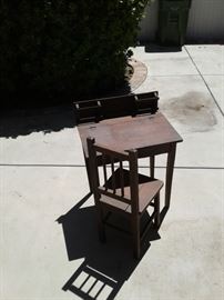 Kid school desk