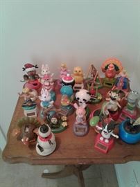 Big collection of solar power car dashboard dancing figurines