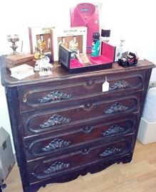 dresser