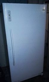 Frigidaire freezer 17 cu ft