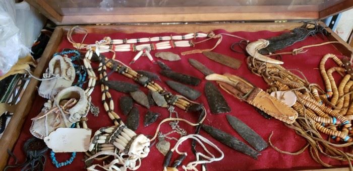 Native American Arrowheads and Accessories