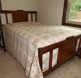 Antique Oak full size bed