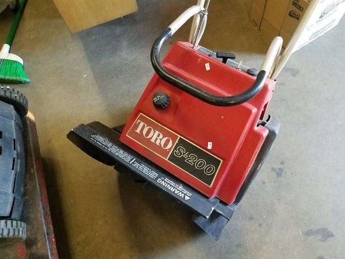 Toro Snow blower