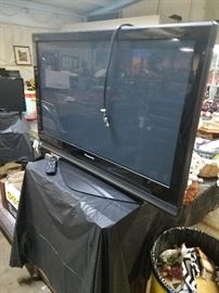 42" Plasma or Lcd TV (works great) Panasonic