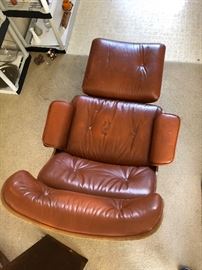 Italian replica of Herman Miller Eames lounge chair