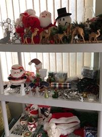 SANTAS, SNOWMEN, REINDEER