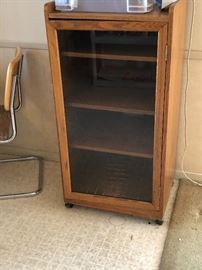 VINTAGE STEREO CABINET