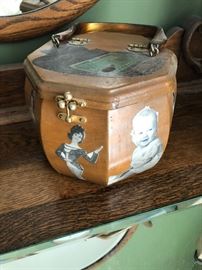 Vintage decoupage box purse 