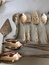 Assorted serving pieces