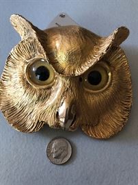1980s Christopher Ross gold plated ladies belt buckle -owl. 