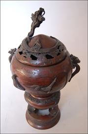 Japanese incense burner, original patina