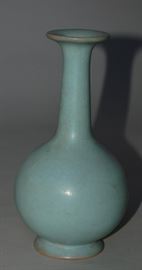 Chinese vase, turquoise