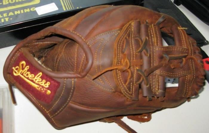 Shoeless Joe #1150 baseball mitt. 