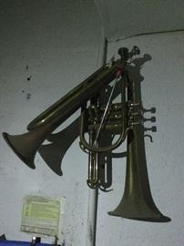Antique instruments 