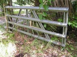 farm gate 10 feet long 54 inches high