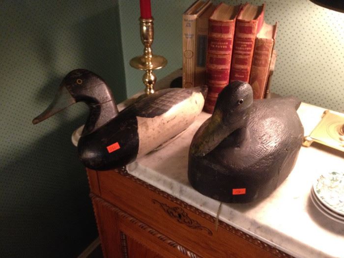 hand carved decoy ducks