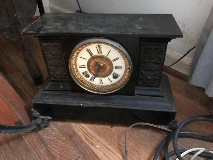 Lots of great Antique Mantle Clocks in various states of repair !