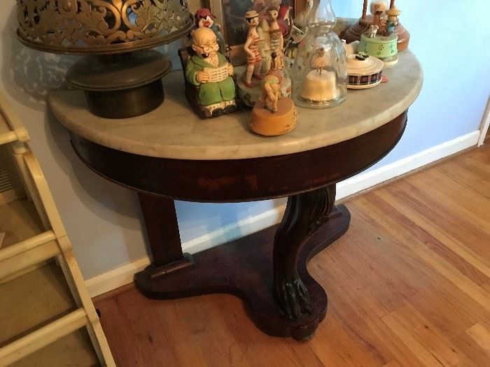 Antique Marble Top Accent Tble $ 110.00