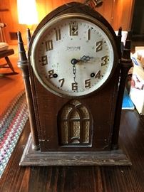 Lots of great Antique Mantle Clocks in various states of repair !