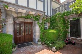 5000 square feet of luxury furnishings for sale!