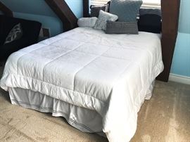 Queen Size Bed, NEW