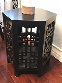 Accent Table