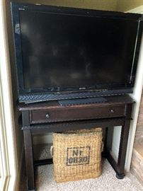 Piano Desk / Sony LCD Bravia TV