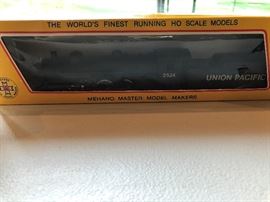 HO Scale Union Pacific Engine