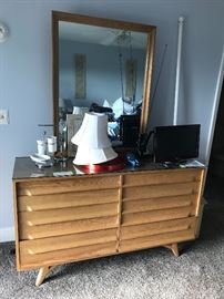 Mid modern dresser w/mirror