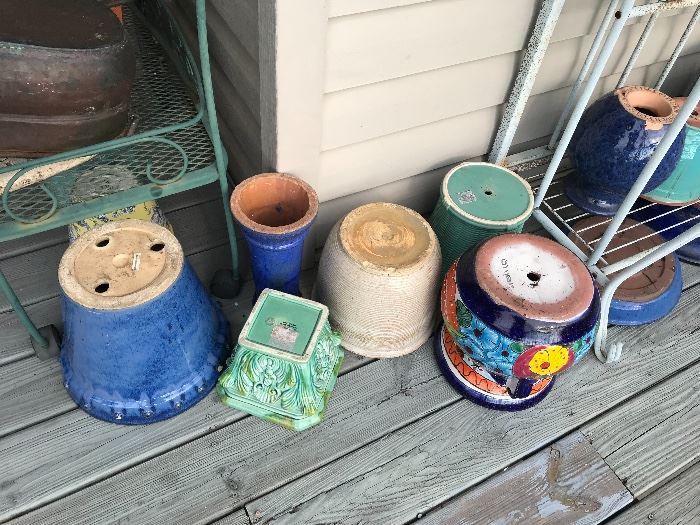 Plant pots
