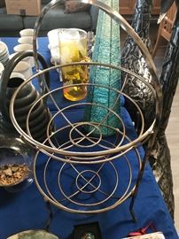 Bread basket (metal)