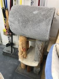Cat climber (medium)