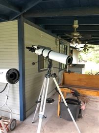 Meade Telescopes