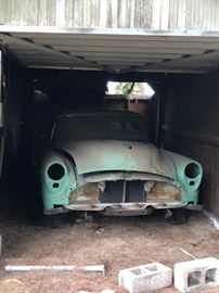 1954 8 cyl V-8 Buick Roadmaster (assembly required) Good driveshaft