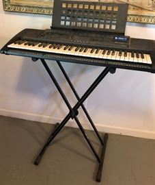 Keyboard (needs cord)