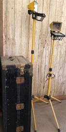 Vintage Trunk, Construction Lamps