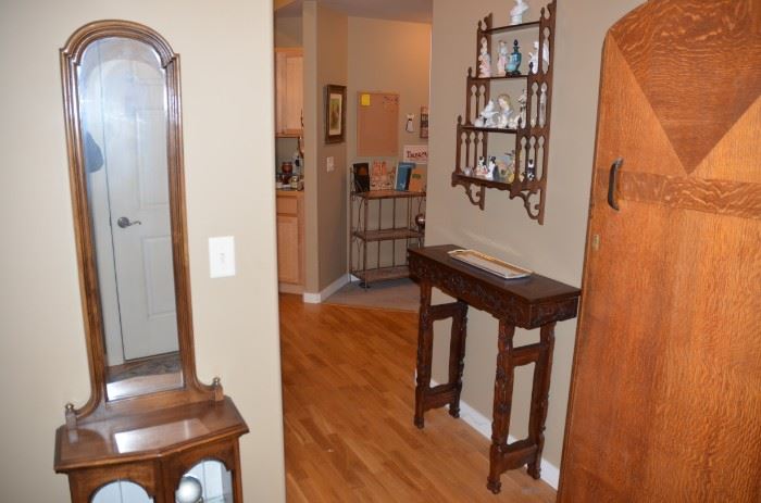 Hall table